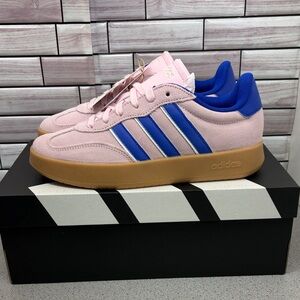 New Adidas Barreda Women’s size 6.5 Pink Suede/Blue